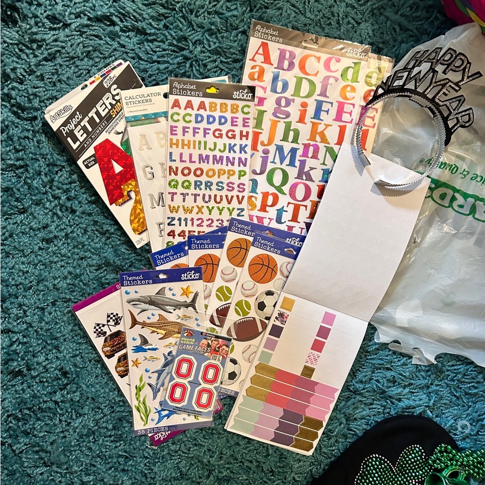 Holiday bundle - Picture 4 of 8